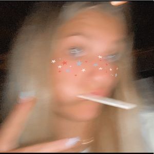 Meet your Posher, Jillian